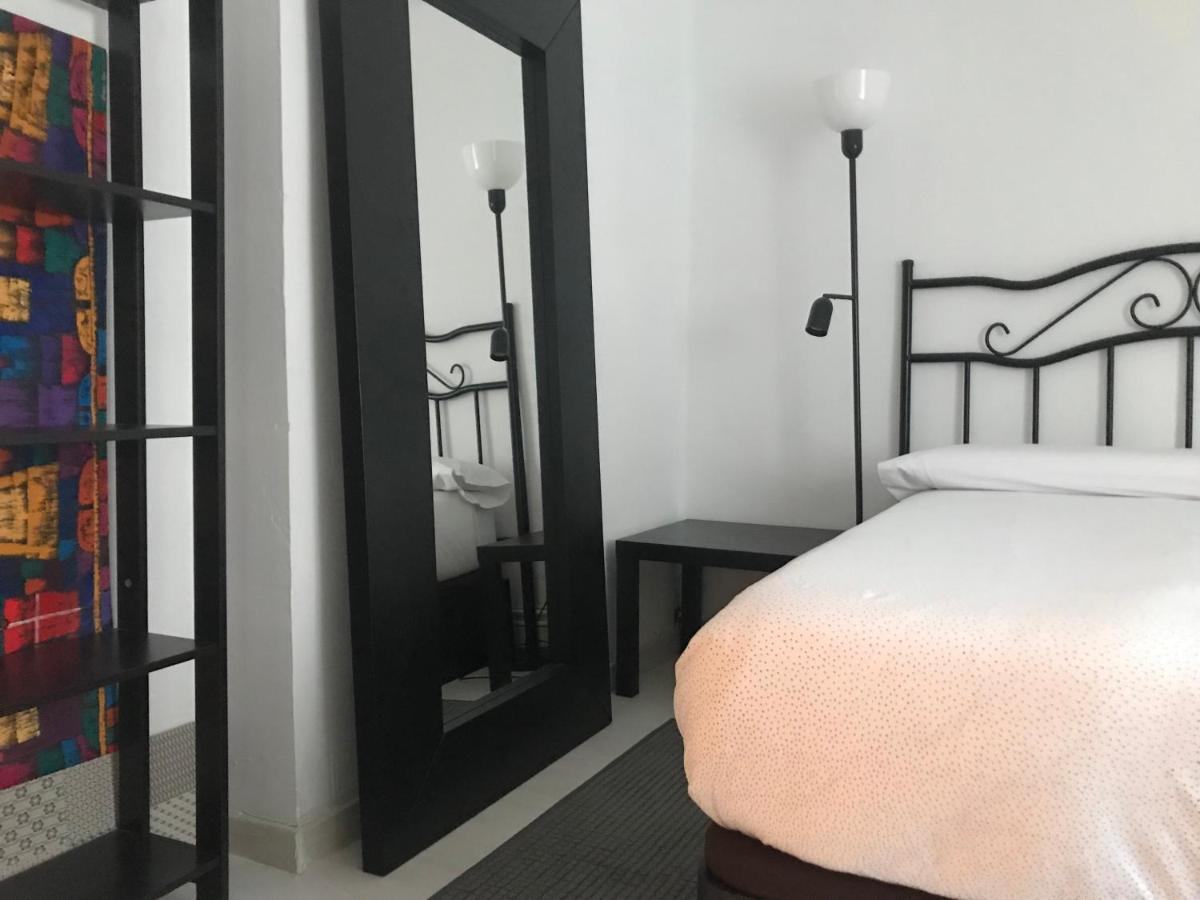 Appartamento Apartamento Casa Edurne Valladolid Esterno foto