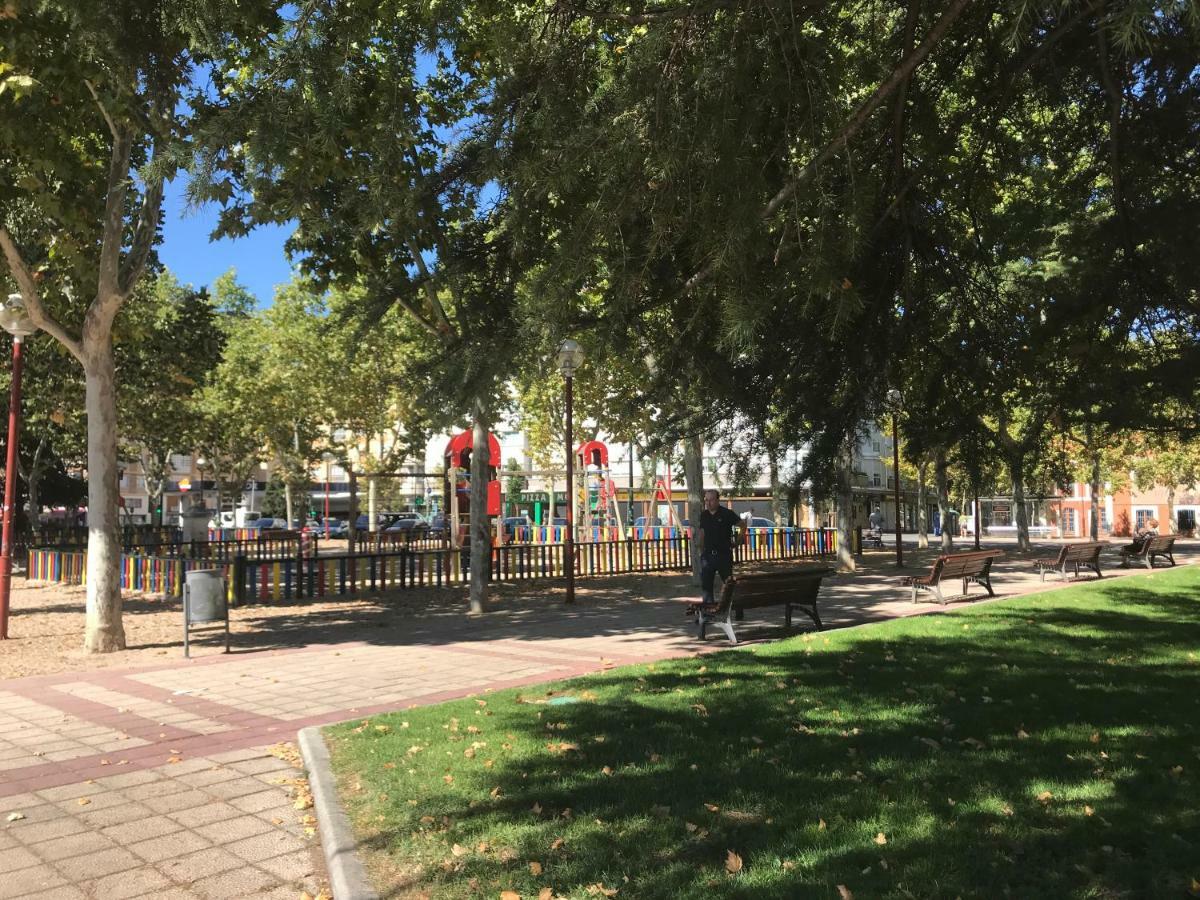 Appartamento Apartamento Casa Edurne Valladolid Esterno foto